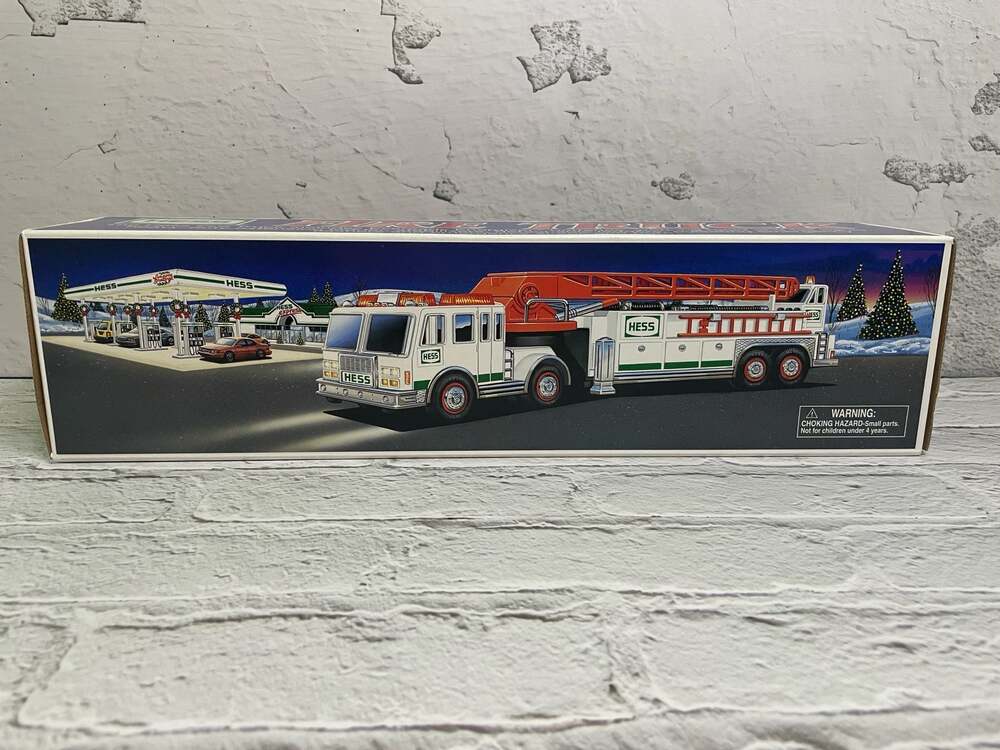 2000 Hess Fire Truck with Working Lights and Sirens